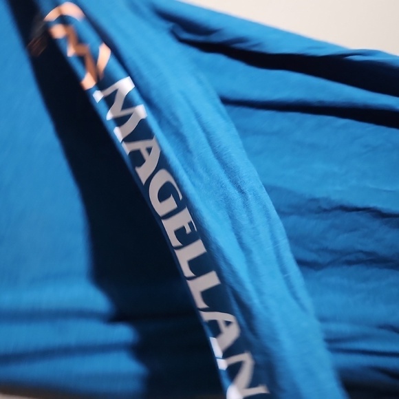 Magellan Shirt Mens Size M Classic Fit Long Sleeeve blue  Athletic - Picture 6 of 9